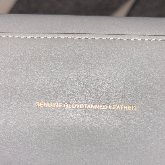 Coach laptop bag with snakeskin handles. - Picture 6 of 16